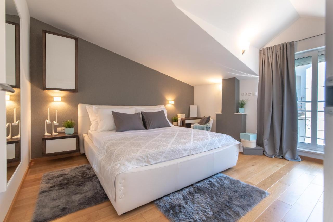 Apartments Belmat โตรกีร์ ภายนอก รูปภาพ