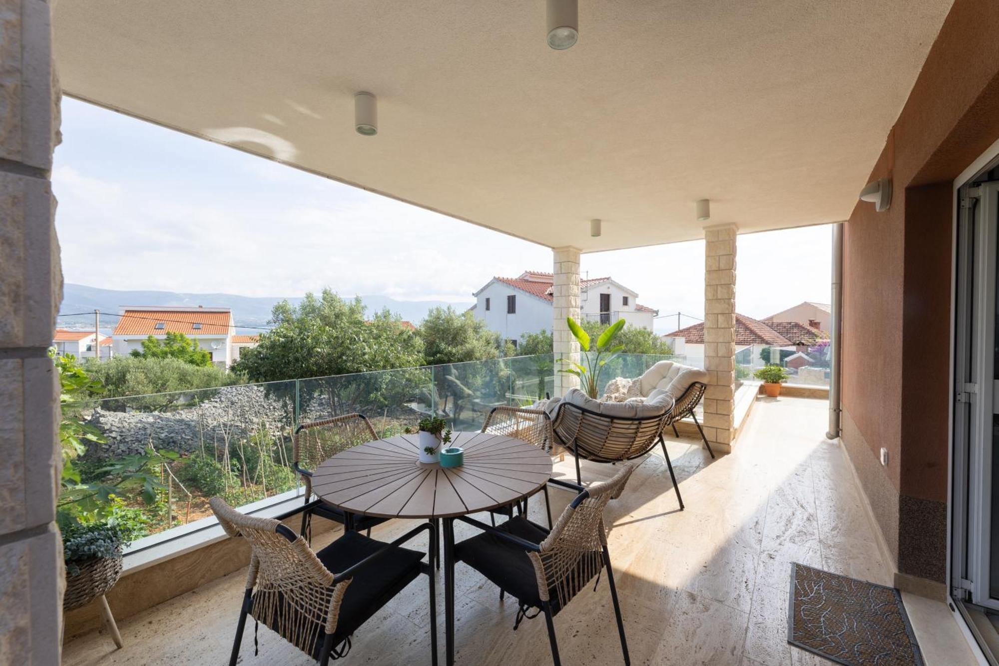 Apartments Belmat โตรกีร์ ภายนอก รูปภาพ