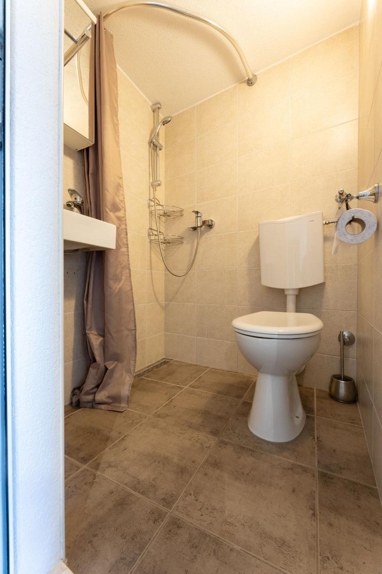 Apartments Belmat โตรกีร์ ภายนอก รูปภาพ